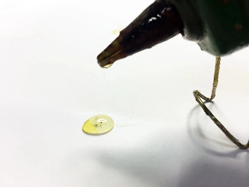Problems happen when using a hot melt glue gun